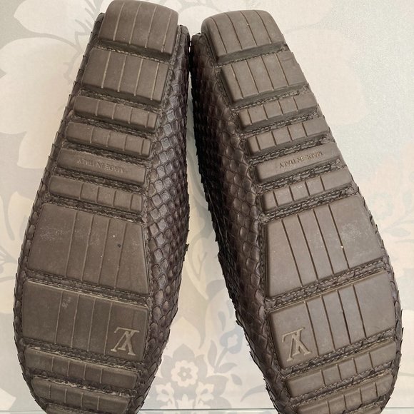 LOUIS VUITTON Python Snakeskin & Leather Driving Shoe/Loafers - Picture 4 of 4
